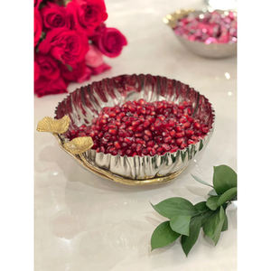 Grand bol à chocolat rond en métal de qualité supérieure avec une élégante finition noire, parfait pour les mariages et les événements spéciaux - Product Image 5