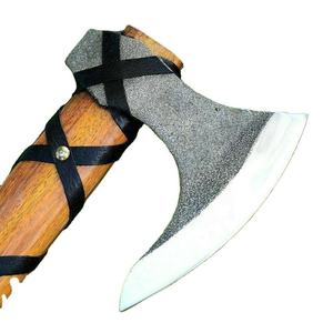 Hacha de mano industrial SCL de 22 pulgadas, forjada en acero de alto carbono, con cabeza de tomahawk y mango de madera de fresno, funda de cuero. - Product Image 1