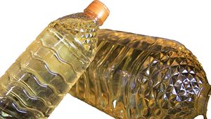Huile de tournesol raffinée comestible en bouteille plastique de 5L, 10L, 20L à vendre - Product Image 5