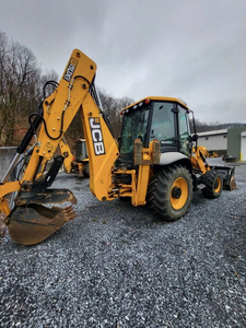 รถตักล้อยาง JCB 3CX มือสอง ราคาถูก รถตักดิน รถตักหน้า รถตักหลัง เครื่องยนต์ดีเซล เครื่องยนต์ FPT รัศมีวงเลี้ยวสั้น - Product Image 4