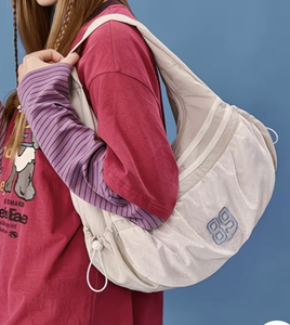<span class=keywords><strong>Sac</strong></span> à bandoulière pour <span class=keywords><strong>femme</strong></span>, design inspiré du baseball américain, nouvelle arrivée 2026, grande capacité, <span class=keywords><strong>sac</strong></span> nuage sous le bras - Product Image 4