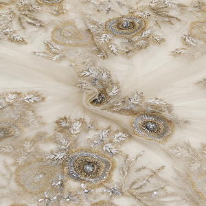 Lehenga de Mariée de Luxe Noir Léger à Motifs Floraux, Tissu en Dentelle Perlée de Pierres et Paillettes, 100% Polyester Respirant, Fait Main pour Mariage - Product Image 2