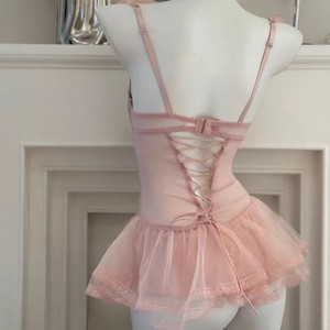 Camisón de encaje rosa con corsé de espina de pescado para mujer, con copas acolchadas, sexy, con mangas con volantes y efecto adelgazante en la cintura. - Product Image 2