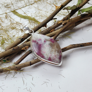 Pendentif personnalisé en tourmaline rose – Collier artisanal en argent sterling 925, bijoux DIY, vente en gros - Product Image 4