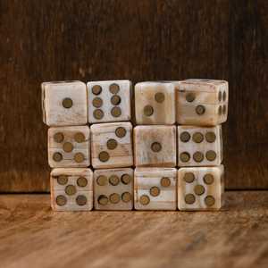 ลูกเต๋าเกมไม้และกล่องไม้สำหรับกล่องวัฒนธรรมไวกิ้งและกล่องไม้ธรรมชาติขายส่ง - Product Image 1