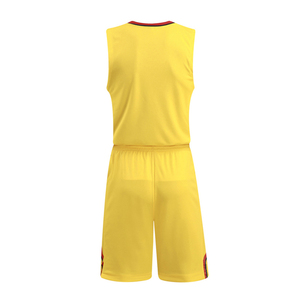 Conjunto de Uniforme de Baloncesto Amarillo Personalizado, Cuello en V, Sin Mangas, Absorbente de Humedad, 100% Poliéster, Impresión Sublimada, Uniforme para Hombre - Product Image 2