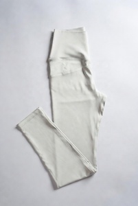 กางเกงโยคะผู้หญิงเอวสูง กางเกงออกกำลังกายรัดรูป ยืดหยุ่นได้ดี เหมาะสำหรับฟิตเนส วิ่ง และเล่นกีฬา - Product Image 4