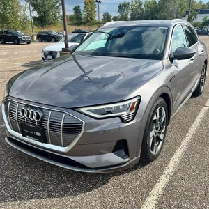 2021 Audi e-tron Premium - Product Image 1