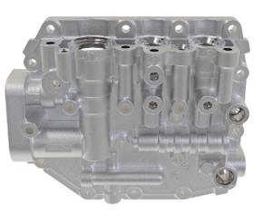 Carcasa de válvula de control inverso de alta calidad SU303601 para tractor JD garantiza un rendimiento hidráulico eficiente - Product Image 5