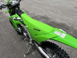 Offre incroyable - Nouvelles motos Kawasaki KX450X 2025 - Product Image 5