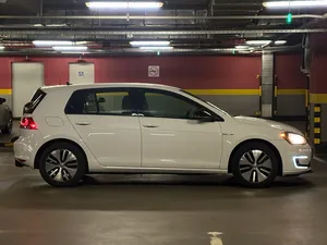 รถ NEAT 2016 e-Golf VI ไมล์น้อย เกียร์อัตโนมัติ หลังคาพาโนรามา ไฟ LED ไฟเดย์ไลท์ LED - Product Image 2