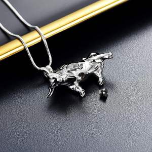 Joyería de cremación de acero colgante de urna forma de corrida de toros de acero inoxidable adornos de joyería de cremación para collar humano tamaño personalizado - Product Image 3