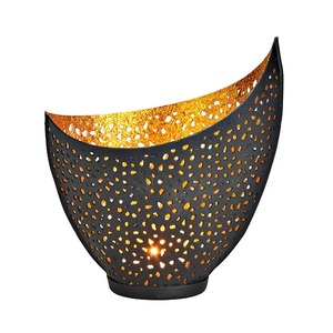 Support votif de table en métal nouvellement personnalisé support de table en cristal fini couleur or pour le bureau à domicile et la décoration de mariage - Product Image 5