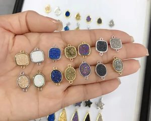 Pendentif vintage à fermoir en pierre druzy et laiton de 10 à 12 mm, prix de gros et MANGALMAY CORPORATION - Product Image 6