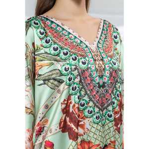 Emerald Majesty Caftan pour femme Robe en satin doux avec strass Caftan élégant - Product Image 5