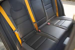 UTILISÉ LHD/RHD 2023 V O L V O V60 RECHARGE T8 POLESTAR ENGINEERED - Product Image 6