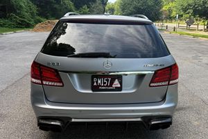 Mercedes-Benz E63 S AMG Wagon 2014 Usado en Excelentes Condiciones - Product Image 2
