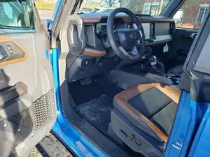 Banques extérieures Ford Bronco 2024 - Product Image 3