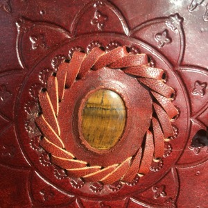 Eether ediedial ourandyhecho mmbossed usustic ourigye Ye eether ototebook Ravel eether Ravel ook - Product Image 4