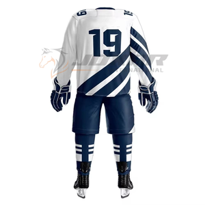 Maillots et uniformes de hockey légers conçus pour la mobilité et le refroidissement avec des options de marque d'équipe pour les jeunes à bas prix - Product Image 3