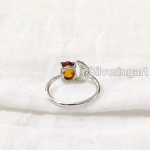 Anillo de mujer Piedra preciosa de ámbar Báltico natural Piedra natal de ámbar Luna creciente Joyería hecha a mano de Navidad Anillo de plata esterlina 925 - Product Image 6
