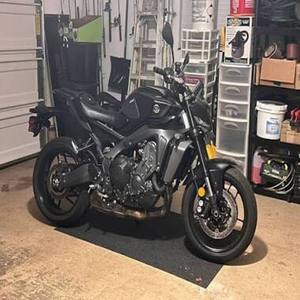 Used 2020-2024 MT-09 Gasoline Street Motorcycle 900cc Liquid-cooled Inline 3-cylinder Four-stroke <b>Engine</b> For Sale - Product Image 1