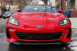 SUBARU BRZ LIMITED 2023 IMPECABLE, Volante a la Derecha/Izquierda, Transmisión Manual de 6 Velocidades, Listo para Entrega - Product Image 2