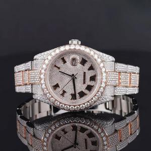 Montre Hip Hop élégante pour homme avec un look diamant, mouvement à quartz, finition en acier inoxydable rose ou argent, étanche - Product Image 4