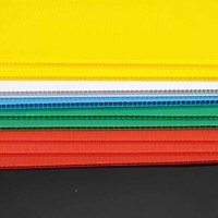 Plaque en plastique ondulé jaune PP de haute qualité, taille personnalisée 48x48, résistante aux UV, qualité alimentaire, pour soudage et découpe