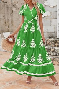 Robe d'été décontractée à col V Robe longue Flowy Aline Bell Sleeve Tiered Floral Dresses with Pocket Short Sleeve Floral Dress for Women - Product Image 5