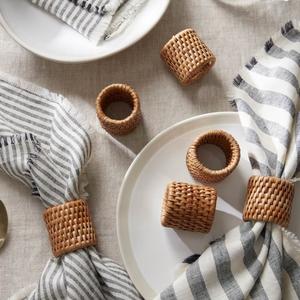 Servilletero duradero ecológico clásico de ratán redondo tejido en stock hecho a mano en Vietnam con color natural - Product Image 6