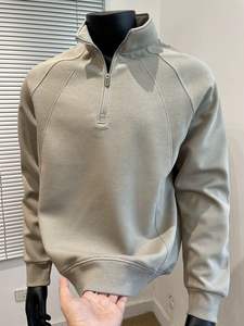 เสื้อสเวตเชิ้ตผู้ชายคอตั้ง ซิปครึ่งตัว สไตล์ลำลอง สำหรับฤดูใบไม้ร่วงและฤดูหนาว ผลิตในจีน ราคาโรงงาน รับผลิตแบบ OEM พร้อมปักโลโก้ตามสั่ง - Product Image 3