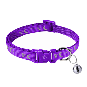 Collare Regolabile di Lusso per Gatti e Cani Piccoli, Elegante Stampa Cartoon in Nylon e Poliestere con Campanello Personalizzato, Stile Raffinato - Product Image 6