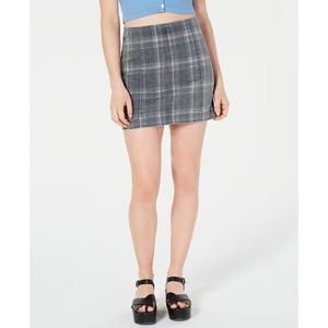 Minigonna Tinseltown Juniors' in denim nero stampato, taglia 11, vestibilità skinny, aderente, dritta, graziosa, per l'ufficio, feste estive e lavoro - Product Image 1