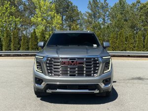 GM_C Yukon XL Denali 2025 d'occasion en excellent état - Product Image 3