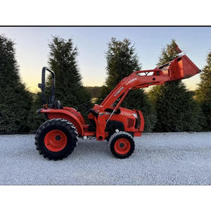 Tracteur agricole sur chenilles Kubota L3301HST 4x4 d'occasion avec pompe, modèle 2018 - Product Image 4