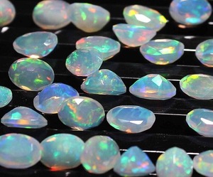 Mehrajudin Gems Opale naturelle multi-feu certifiée par un tiers, qualité AA, couleurs de feu blanc, taille ovale à facettes, pierre précieuse en vrac - Product Image 6