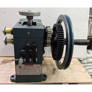 Machine de rainurage de bracelet en or Construction en métal en acier et en caoutchouc durable - Product Image 1