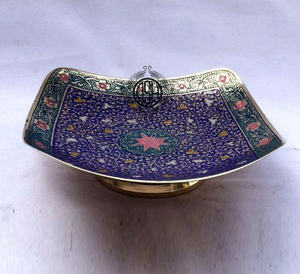 Cuenco multiusos decorativo con diseño de flores hecho a mano de latón para tazón de mesa para servir. - Product Image 2