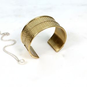 Bracelet jonc ouvert élégant en laiton plaqué argent, tendance pour femme, gravure personnalisée, idéal pour un anniversaire - Vente flash - Product Image 2