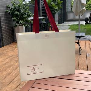 2025 Trending Custom Cardboard Luxury <strong>Printed</strong> <strong>Paper</strong> <strong>Bag</strong> Kraft <strong>Paper</strong> Gift <strong>Bag</strong> With Ribbon Handle for Shopping <strong>Bag</strong> - Product Image 3