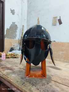 Casco de acero antiguo Hussar Armadura medieval negra de Polonia Impresión en 2 colores para regalo de negocios o colección personal - Product Image 5