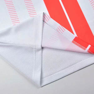 Uniforme de Fútbol Blanco al por Mayor de Fábrica en Oferta, Logotipo del Equipo Personalizado Impreso, Manga Corta, Transpirable, 100% Poliéster, para Verano - Product Image 4