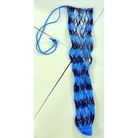 Vente en gros de filets à foin pour chevaux BLUHORSE BH-909 en nylon avec 28 anneaux, 42 pouces, résistants, durables, colorés, filet d'alimentation de qualité supérieure, emballage en boîte