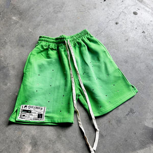 Shorts unisexes en molleton 100% coton personnalisés, style décontracté, strass et effet délavé, devant plat, coupe droite, patch imprimé - Product Image 4