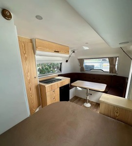 Livraison rapide de mini remorques de voyage en forme de larme pour l'Europe et les États-Unis pour le voyage en caravane de camping avec douche-Acheter maintenant! - Product Image 4