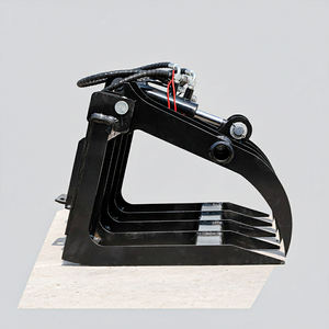 อุปกรณ์จับไม้ซุงแบบอเนกประสงค์สำหรับรถตักขนาดเล็ก ผ่านการทดสอบคุณภาพ 100% รับน้ำหนักได้ 110 กก. เหมาะสำหรับงานทำความสะอาดฟาร์มและจัดการฟืน - Product Image 1