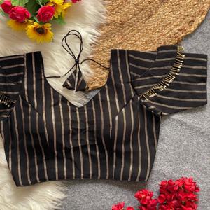 Blusa con cuello en V de seda Georgette de verano con mangas de pasta de corte únicas y hermoso estilo abierto de espalda de trabajo de tubería - Product Image 5