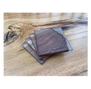 Posavasos de Nogal Negro y Resina Epoxi con Forma Cuadrada, Perfectos para Bebidas de Té, Accesorio de Mesa y Decoración Elegante para Comedor - Product Image 1