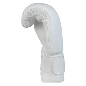 Gants de boxe en cuir avec logo personnalisé de bonne qualité gants de boxe de compétition respirants et confortables de grande taille nouvel arrivage - Product Image 3